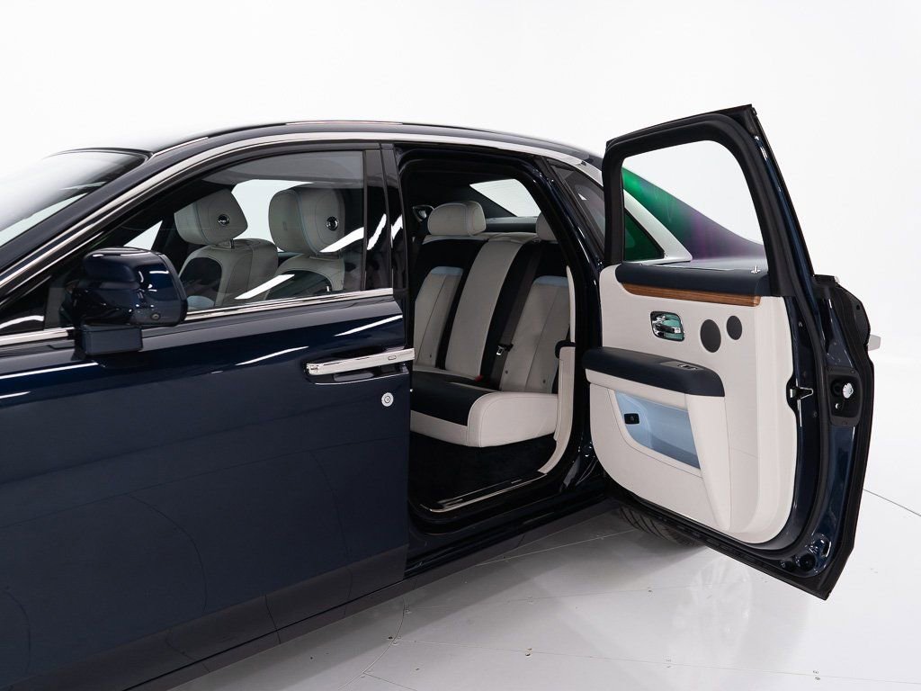 Certified 2022 Rolls-Royce Ghost image 20