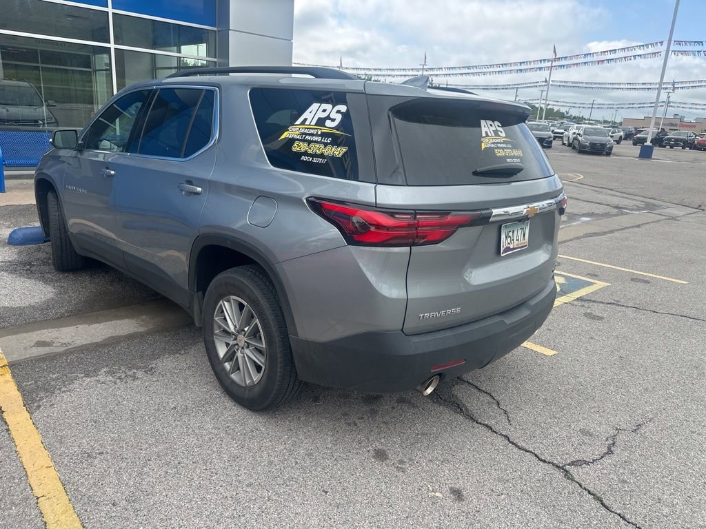 Used 2023 Chevrolet Traverse LT FWD image 6