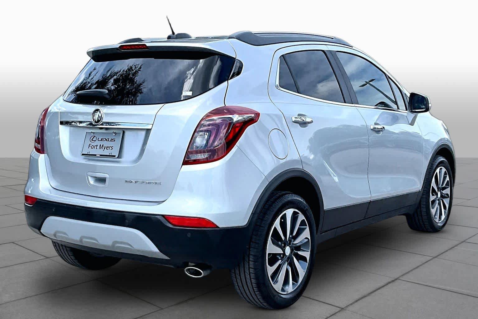 Used 2020 Buick Encore Essence w/ Safety Package II FWD image 13