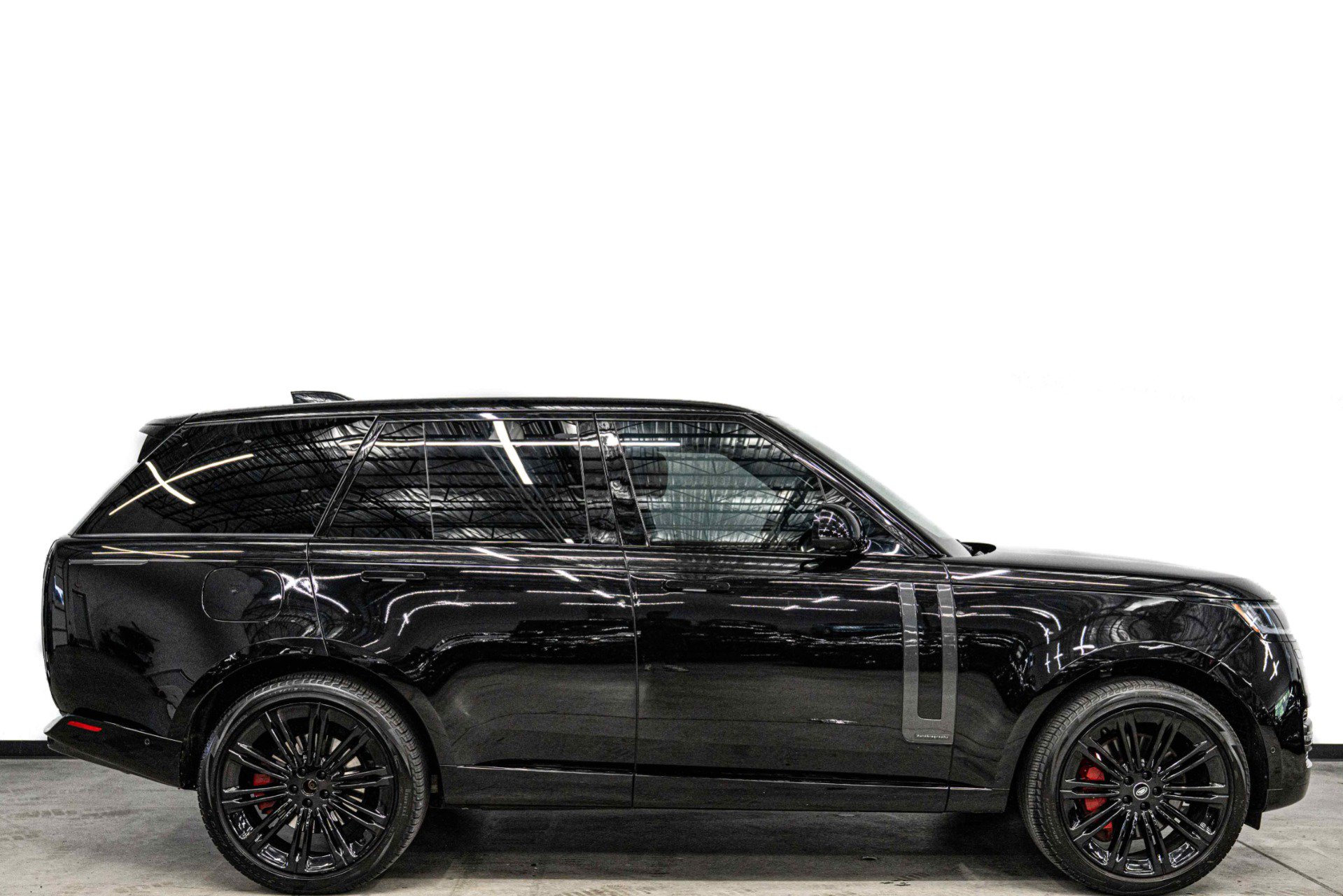 Used 2024 Land Rover Range Rover Autobiography AWD/4WD image 2