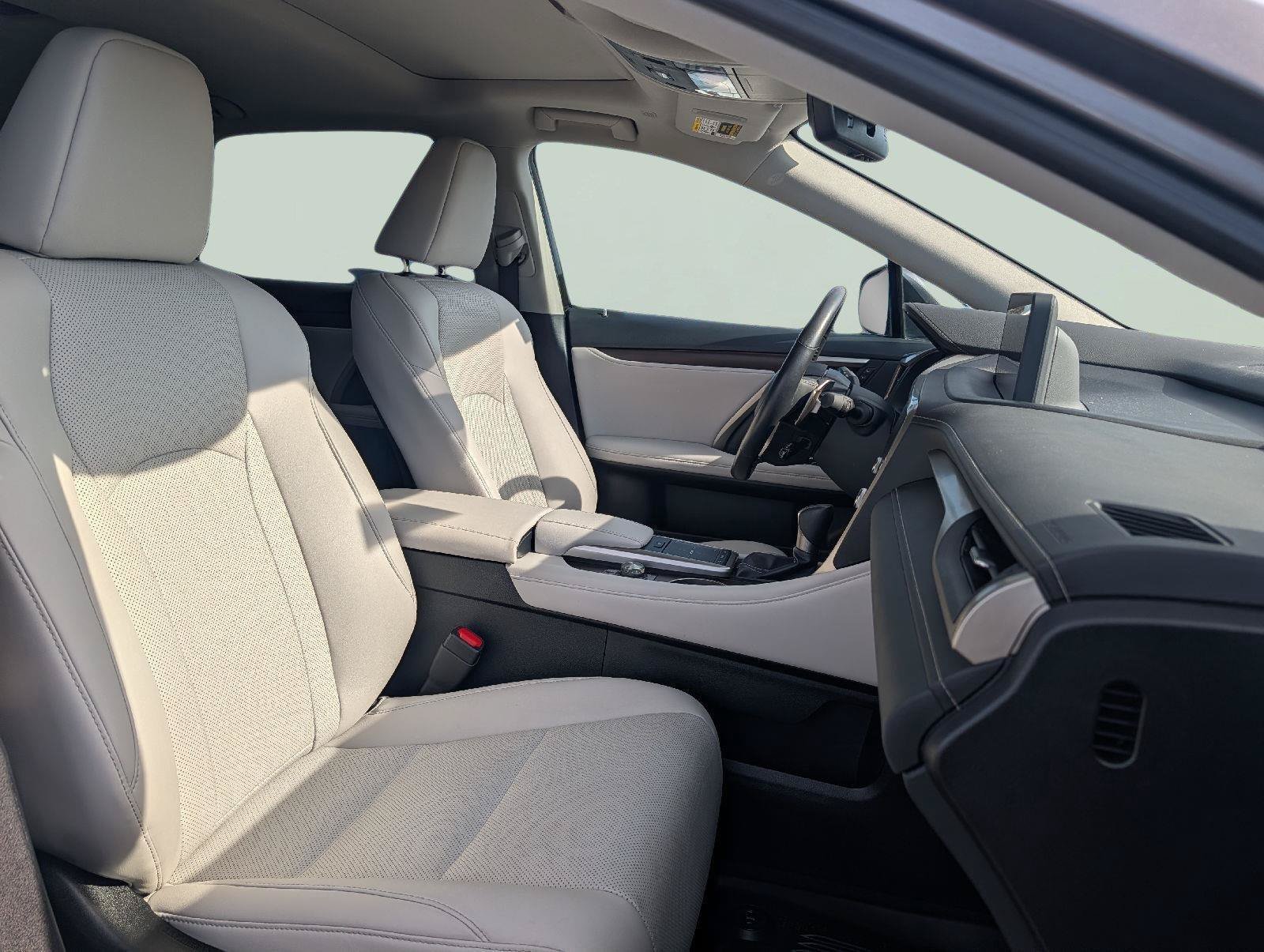 Certified 2022 Lexus RX 350 AWD w/ Premium Package image 21