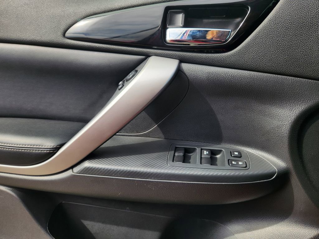 Used 2024 Mitsubishi Eclipse Cross SE image 24