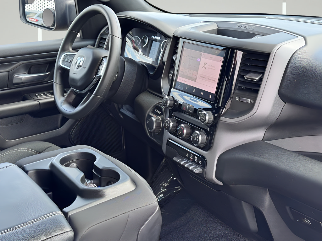 Used 2025 RAM 1500 Tradesman AWD/4WD image 6