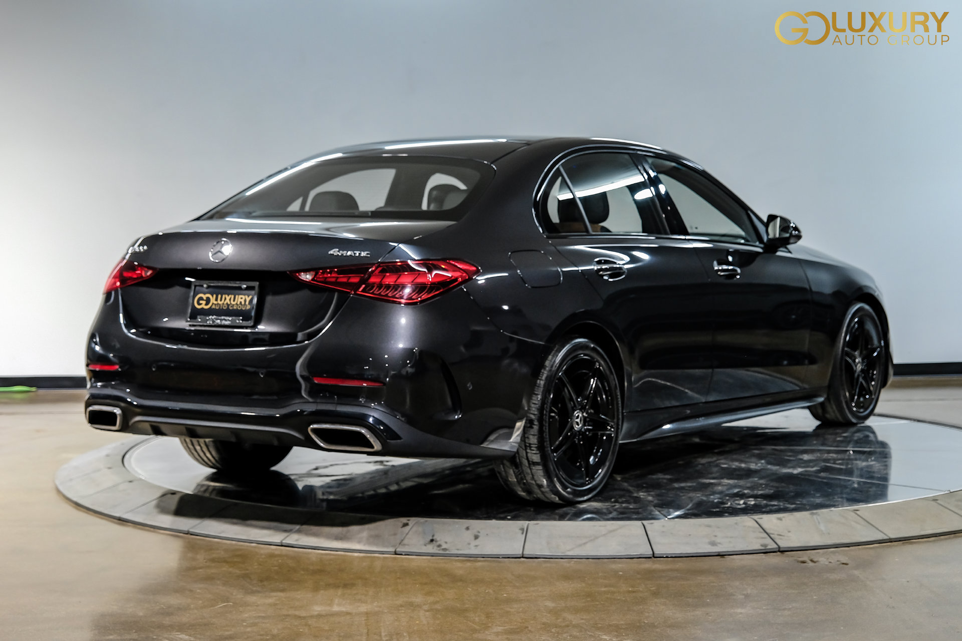 Used 2024 Mercedes-Benz C 300 4MATIC Sedan image 9