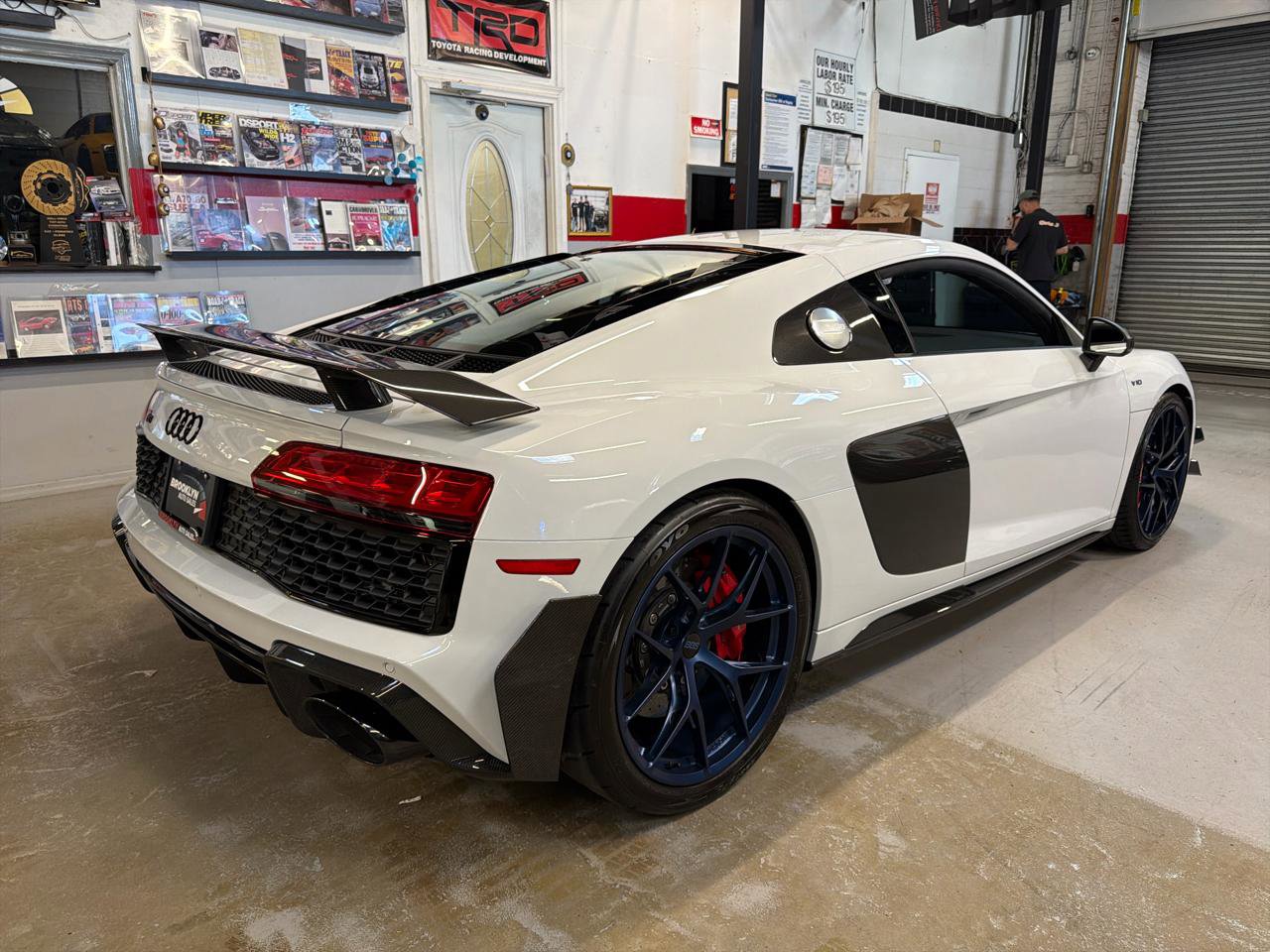 Used 2020 Audi R8 V10 performance AWD/4WD image 5