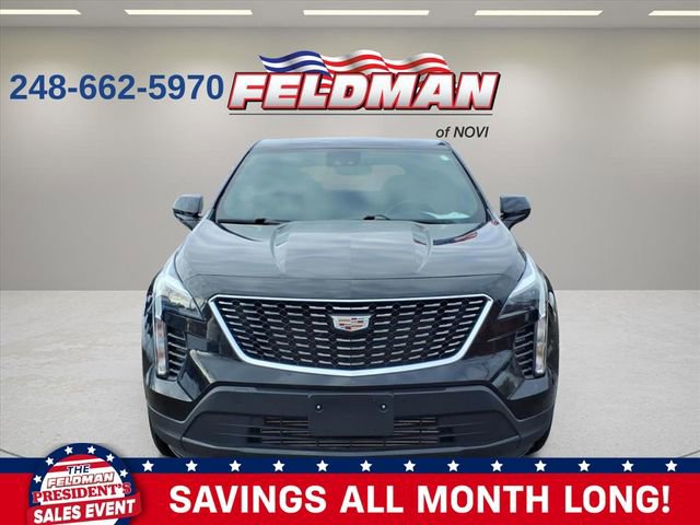 Used 2023 Cadillac XT4 Luxury w/ Cold Weather Package image 2