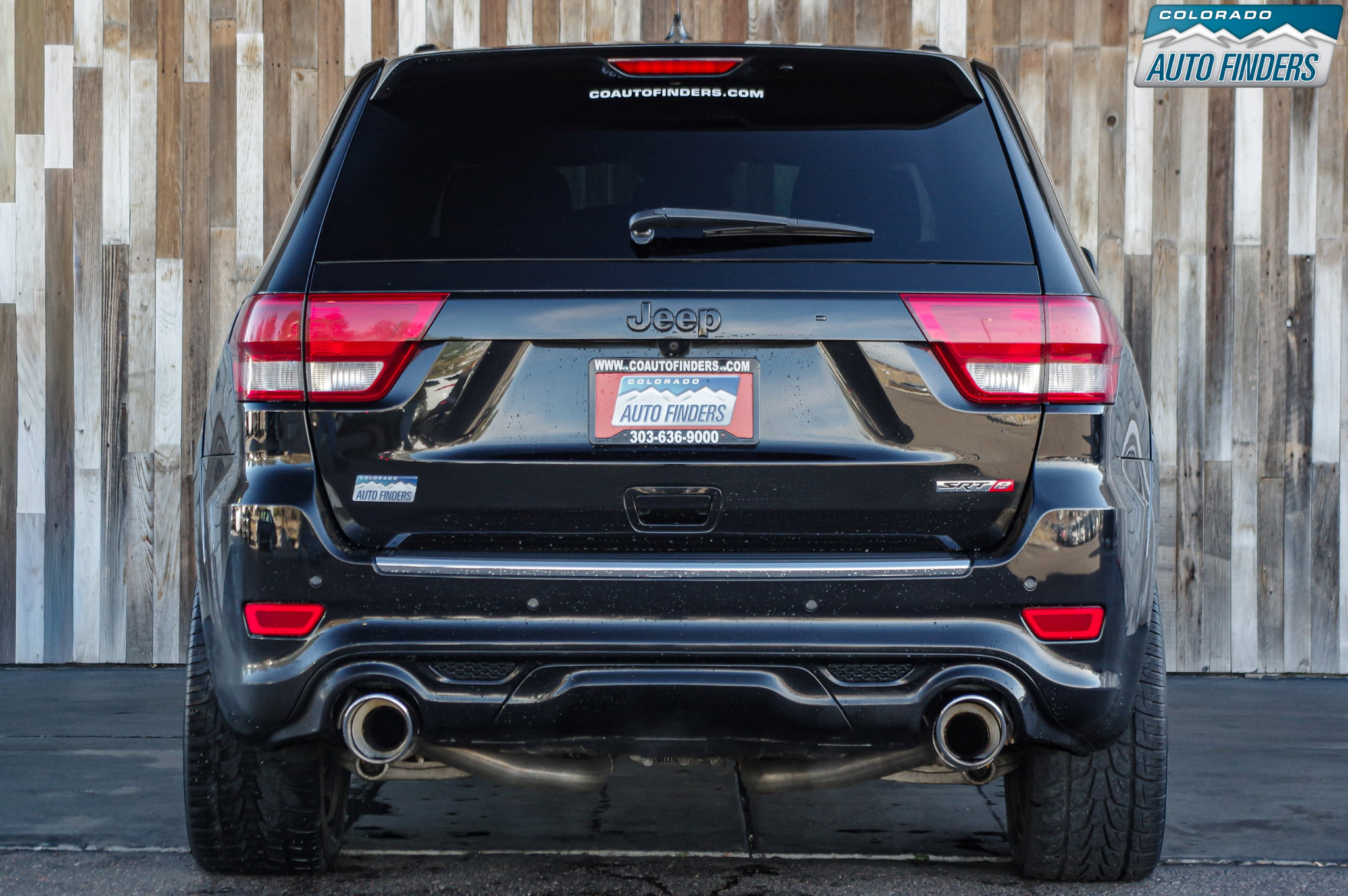 Used 2012 Jeep Grand Cherokee SRT8 w/ Luxury Group II image 5