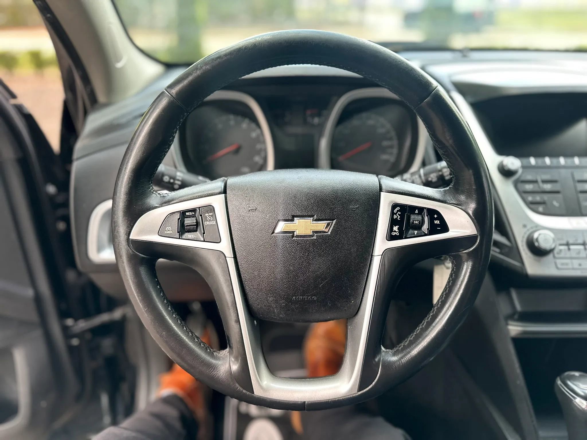 Used 2017 Chevrolet Equinox LT w/ Convenience Package FWD image 8