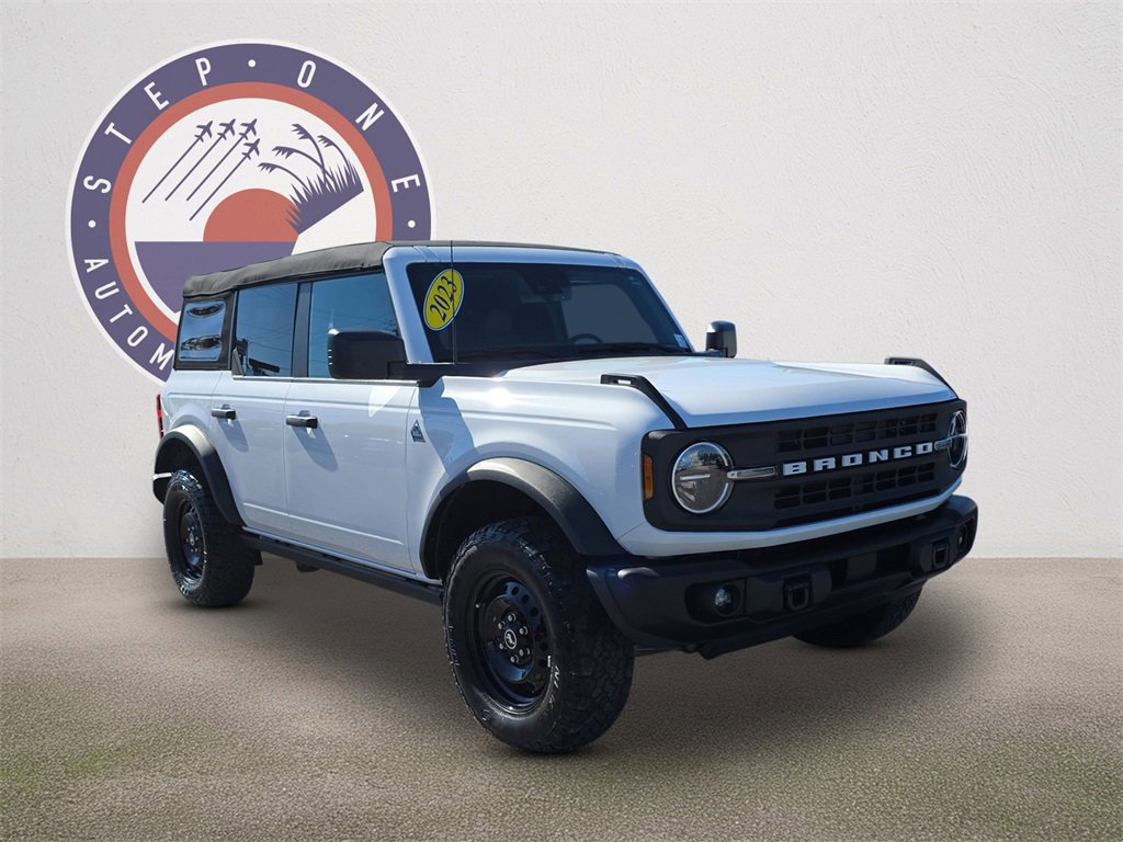 Certified 2023 Ford Bronco Black Diamond image 2