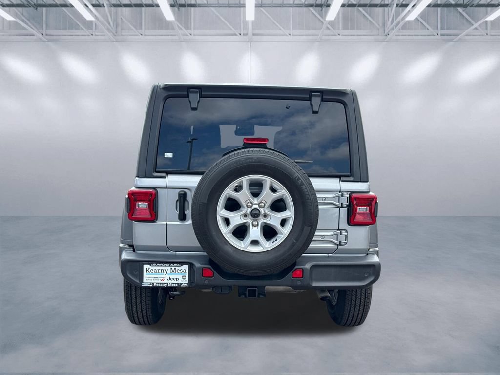 Used 2021 Jeep Wrangler Unlimited Sport AWD/4WD image 5
