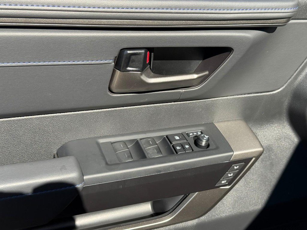 New 2026 Toyota Tundra Platinum AWD/4WD image 13