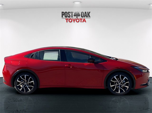 New 2026 Toyota Prius Plug-In Hybrid image 8