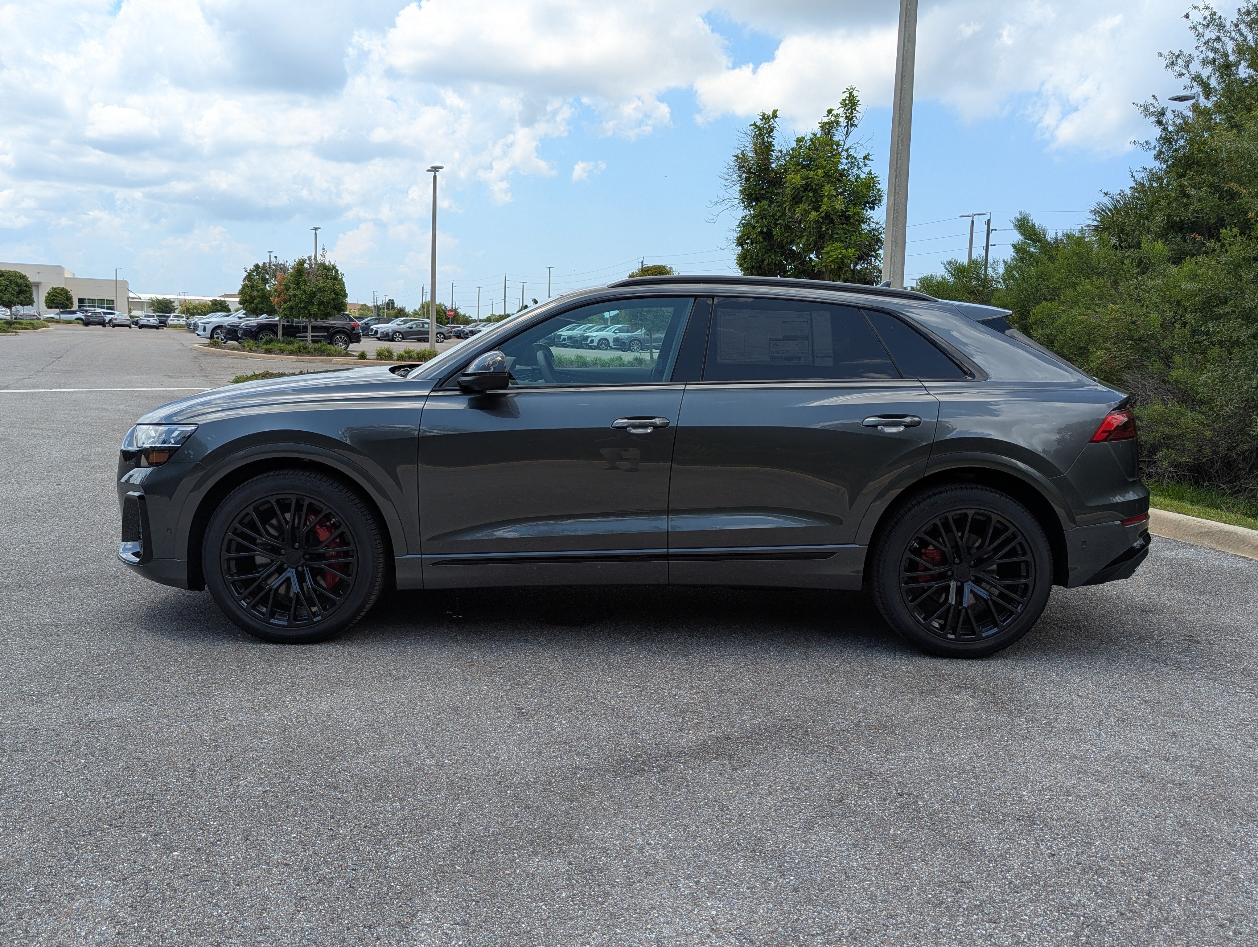 New 2026 Audi SQ8 Prestige AWD/4WD image 4