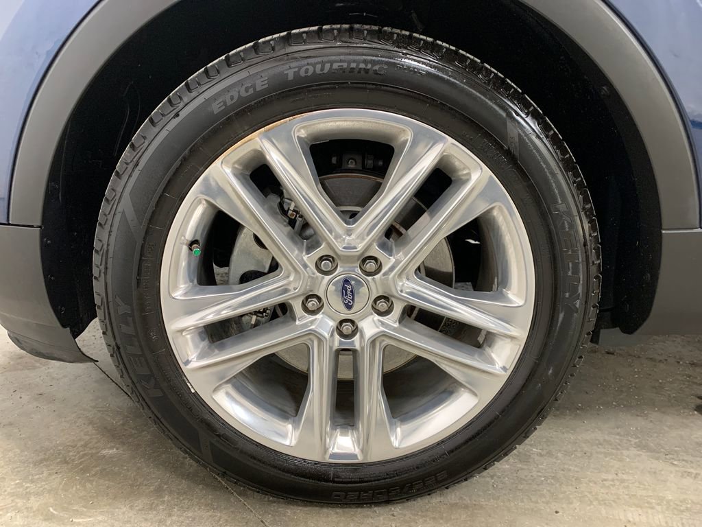 Used 2017 Ford Explorer XLT w/ Equipment Group 202A image 23