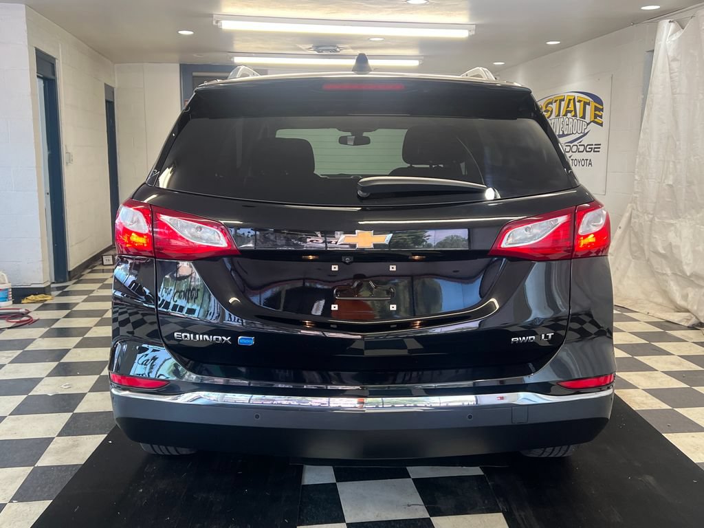 Used 2019 Chevrolet Equinox LT w/ Sun & Navigation Package AWD/4WD image 11