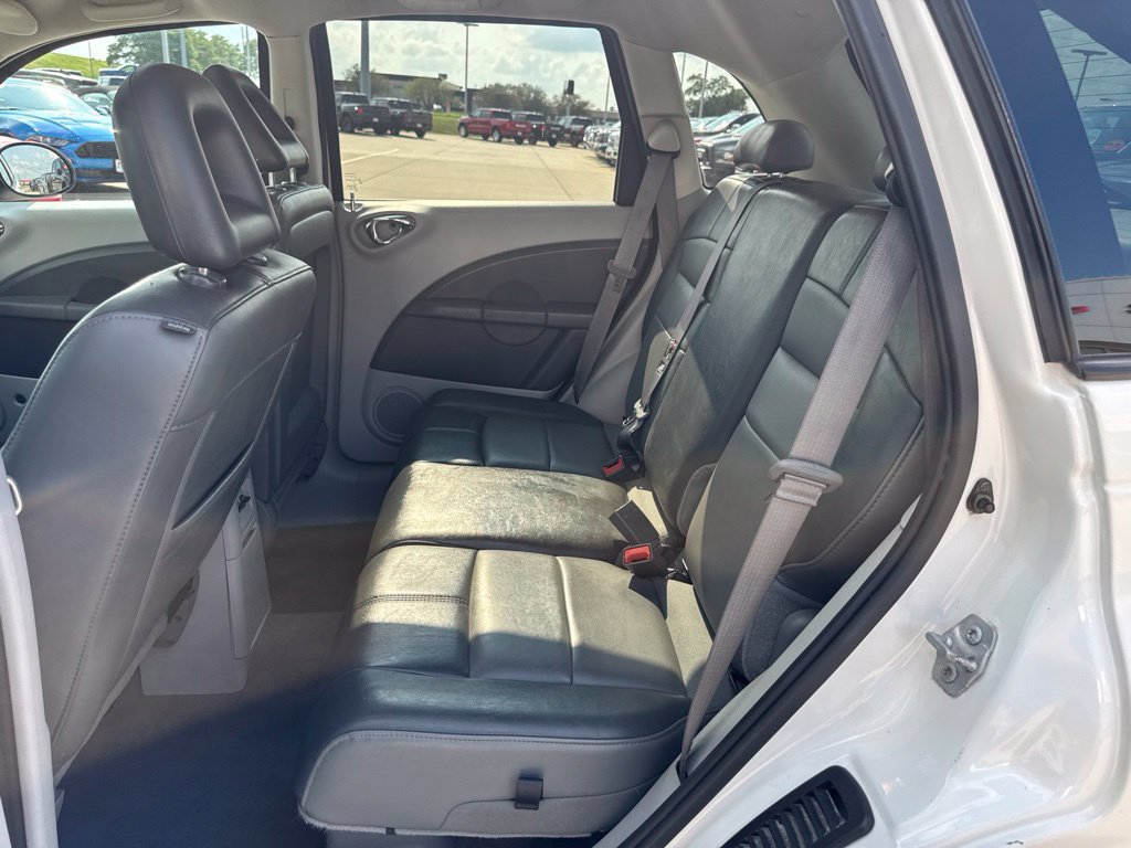 Used 2008 Chrysler PT Cruiser Limited FWD image 20