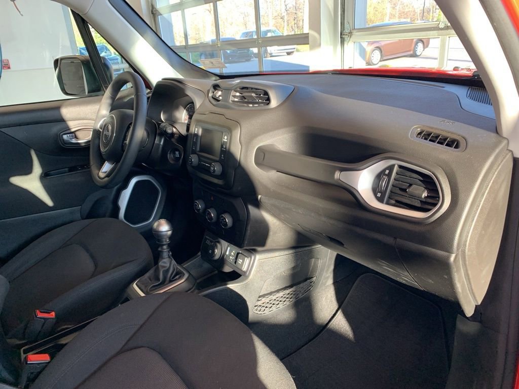 Used 2018 Jeep Renegade Sport w/ Power & Air Group image 19