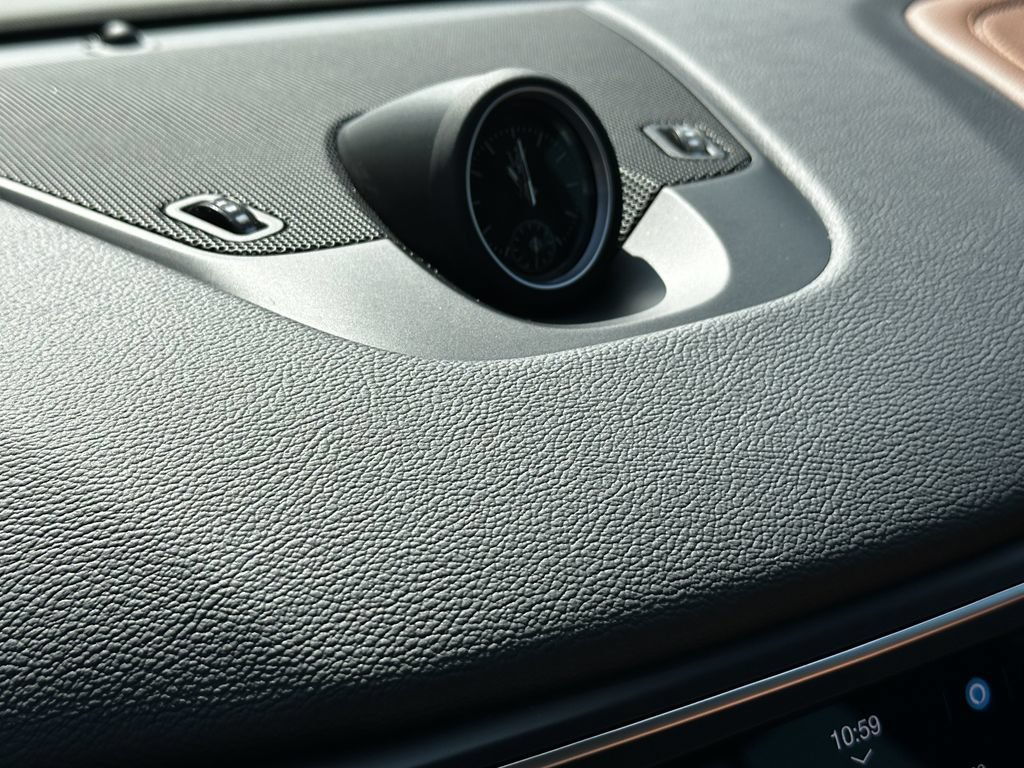 Used 2023 Maserati Levante GT AWD/4WD image 33