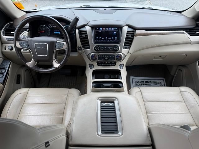 Used 2018 GMC Yukon Denali w/ Denali Ultimate Package AWD/4WD image 19