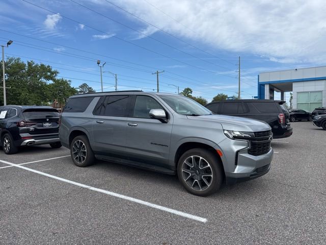 Used 2023 Chevrolet Suburban RST w/ Luxury Package image 3