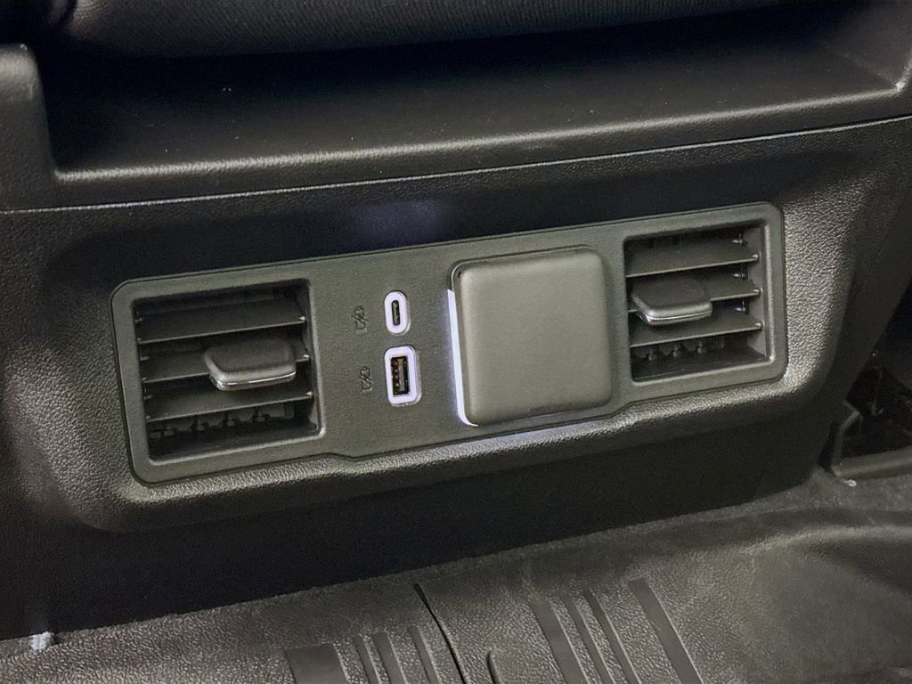 New 2026 GMC Sierra 1500 Elevation image 24