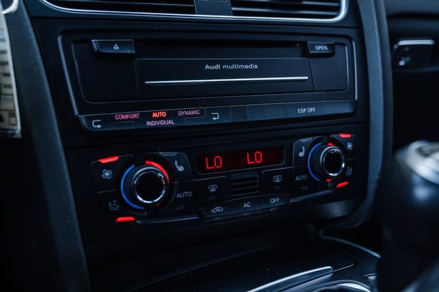 Used 2010 Audi S4 Premium Plus image 14