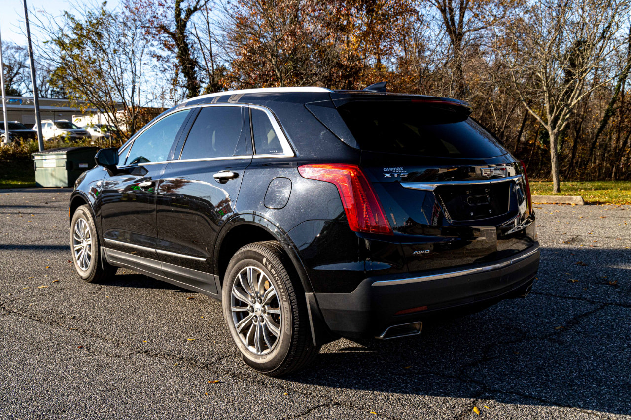 Used 2017 Cadillac XT5 Luxury image 4