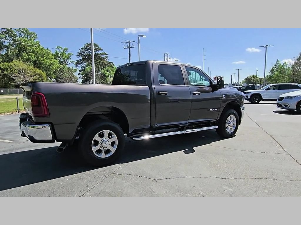 New 2026 RAM 3500 Big Horn AWD/4WD image 31