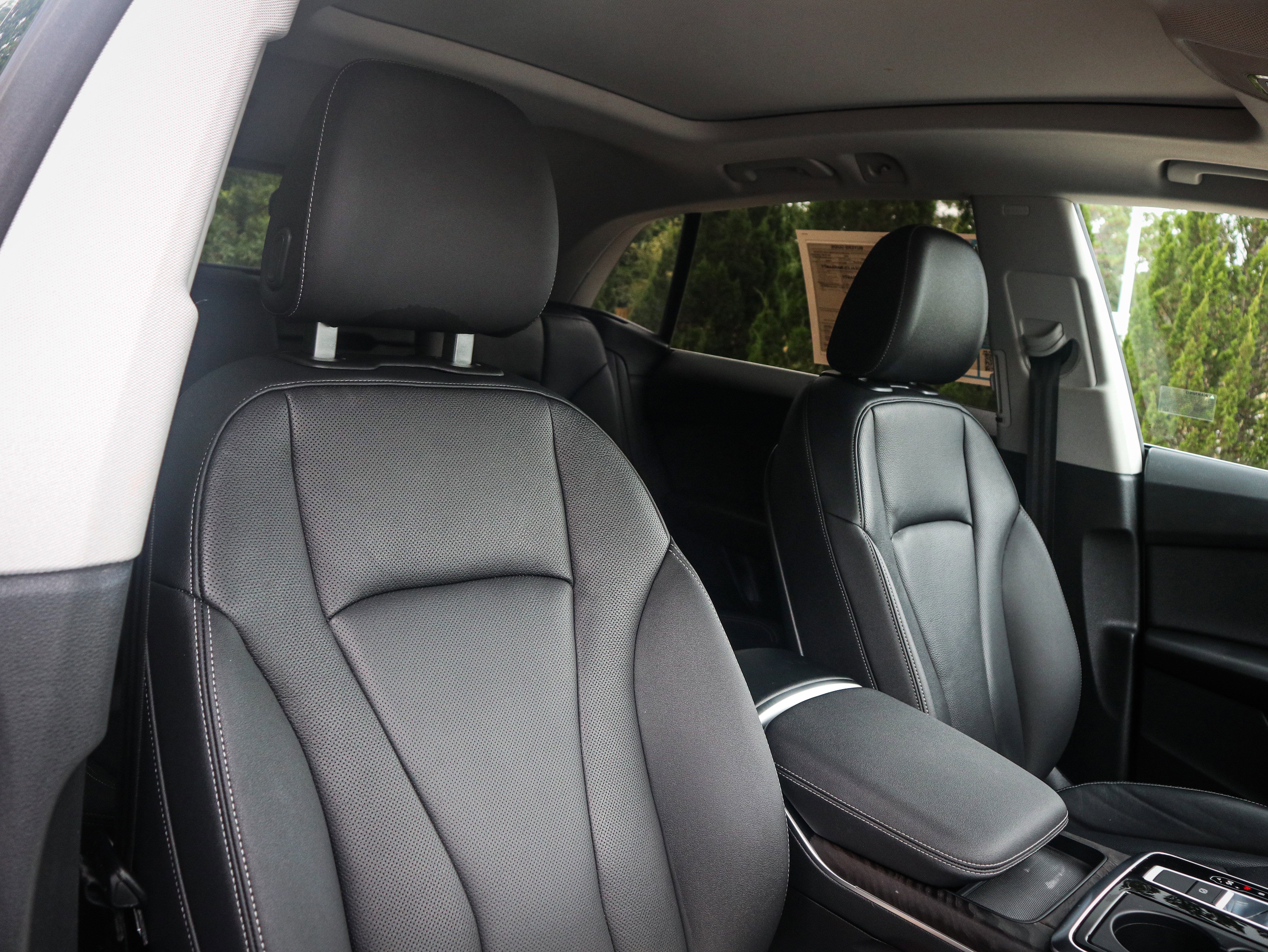 Used 2022 Audi Q8 Premium Plus image 32