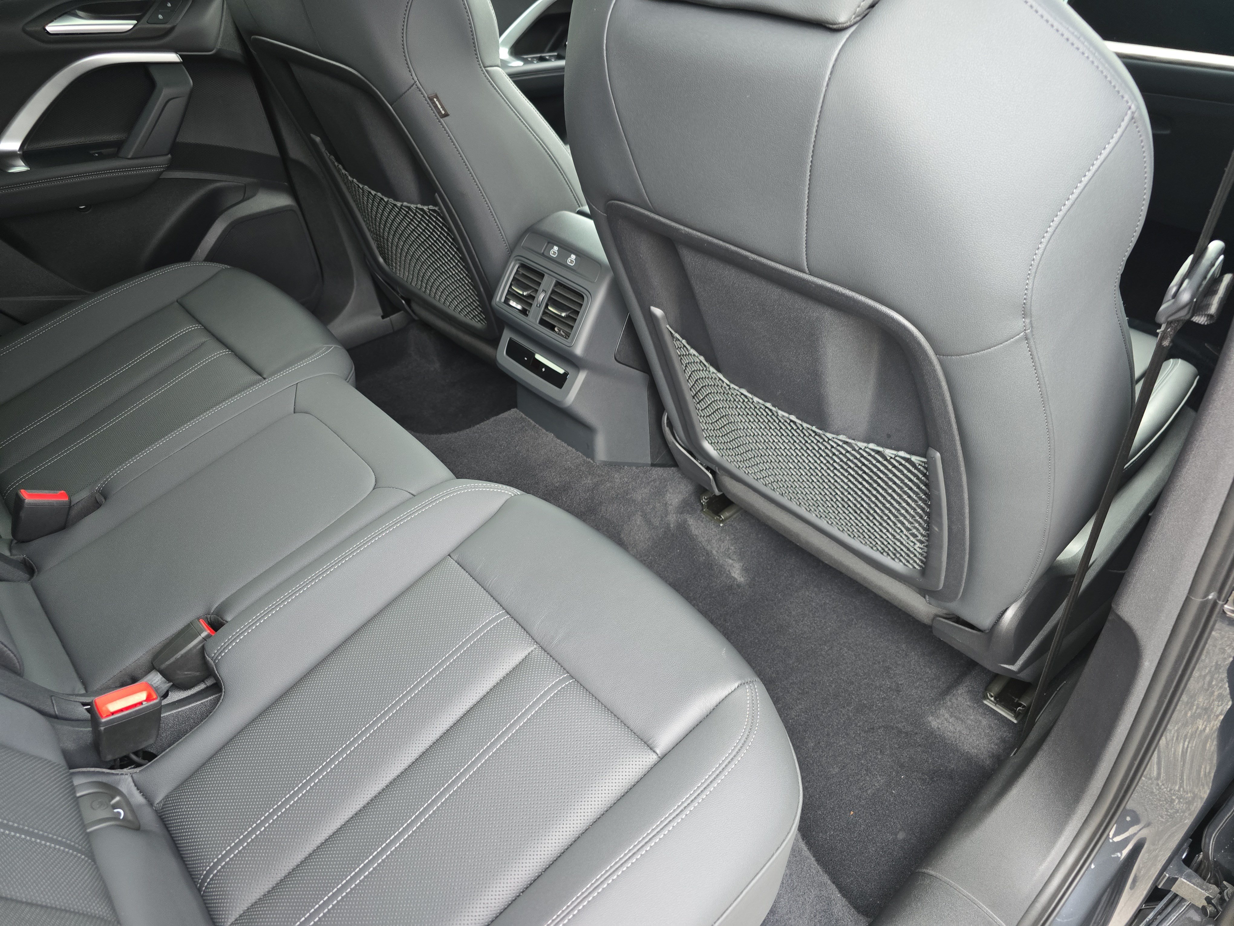 Certified 2025 Audi Q5 Premium Plus w/ Premium Plus AWD/4WD image 11