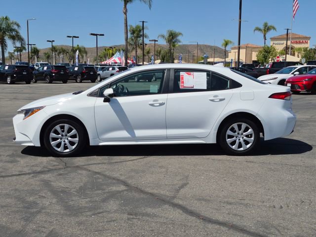 Used 2025 Toyota Corolla LE image 9