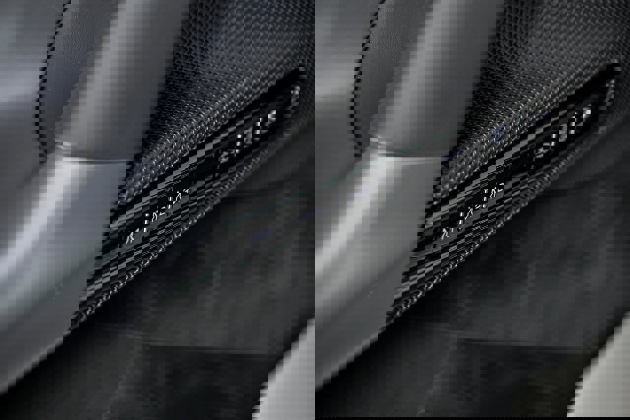 Used 2023 Ferrari SF90 Stradale image 19