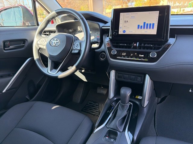 Used 2023 Toyota Corolla Cross LE image 37