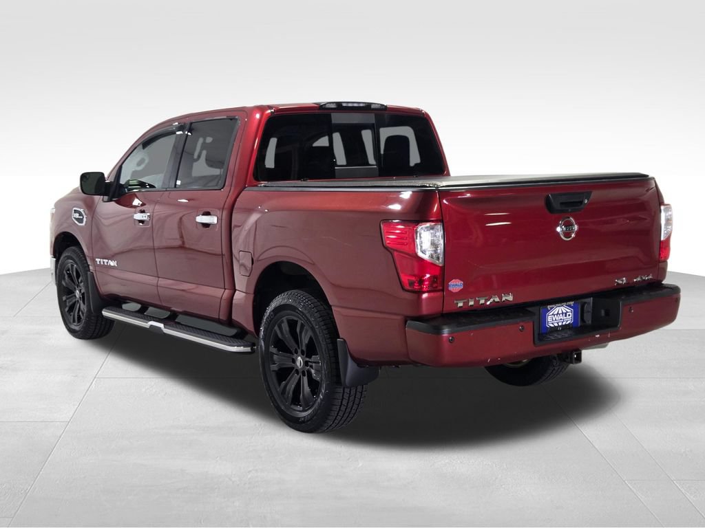 Used 2017 Nissan Titan SL AWD/4WD image 22