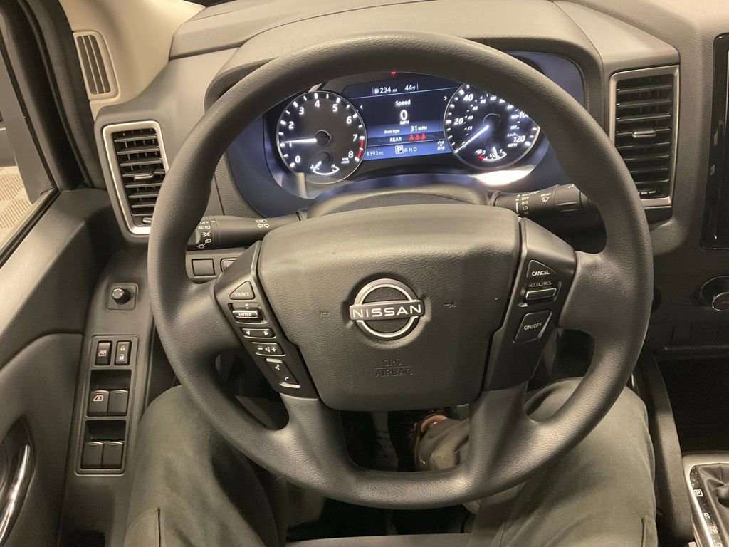 Used 2024 Nissan Frontier SV image 21