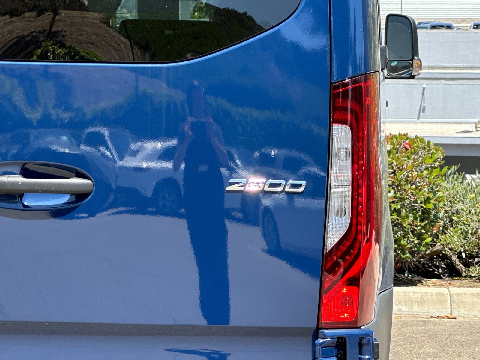 Used 2024 Mercedes-Benz Sprinter 144 Cargo image 33