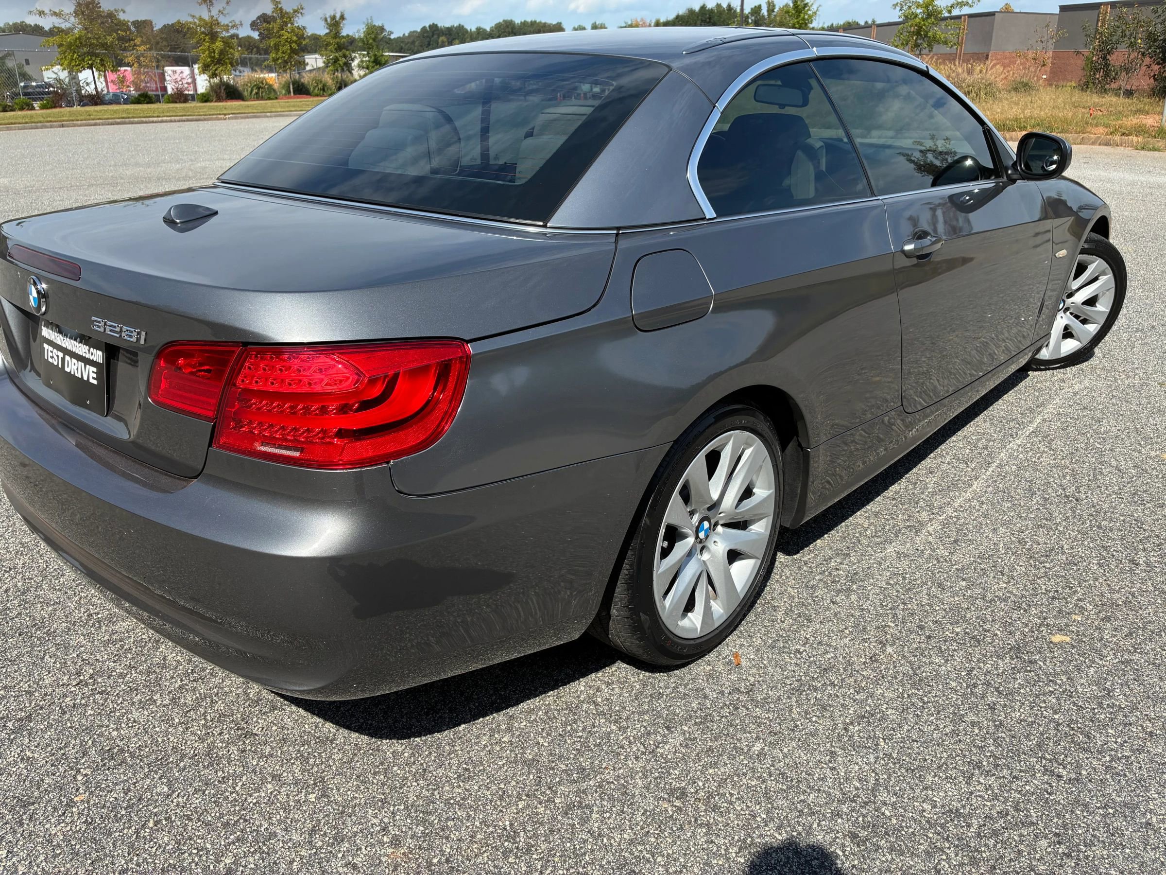 Used 2012 BMW 328i Convertible image 5