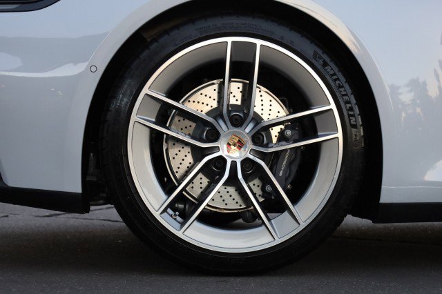Used 2025 Porsche 911 Carrera image 58