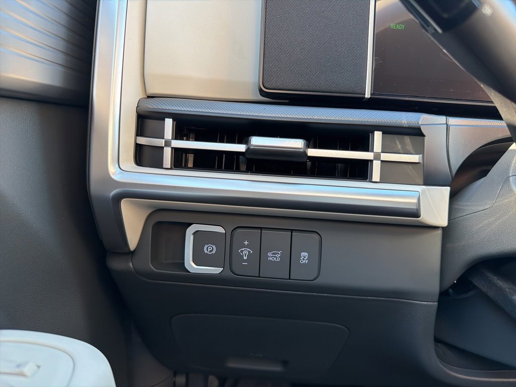 New 2026 Hyundai Santa Fe SE image 34