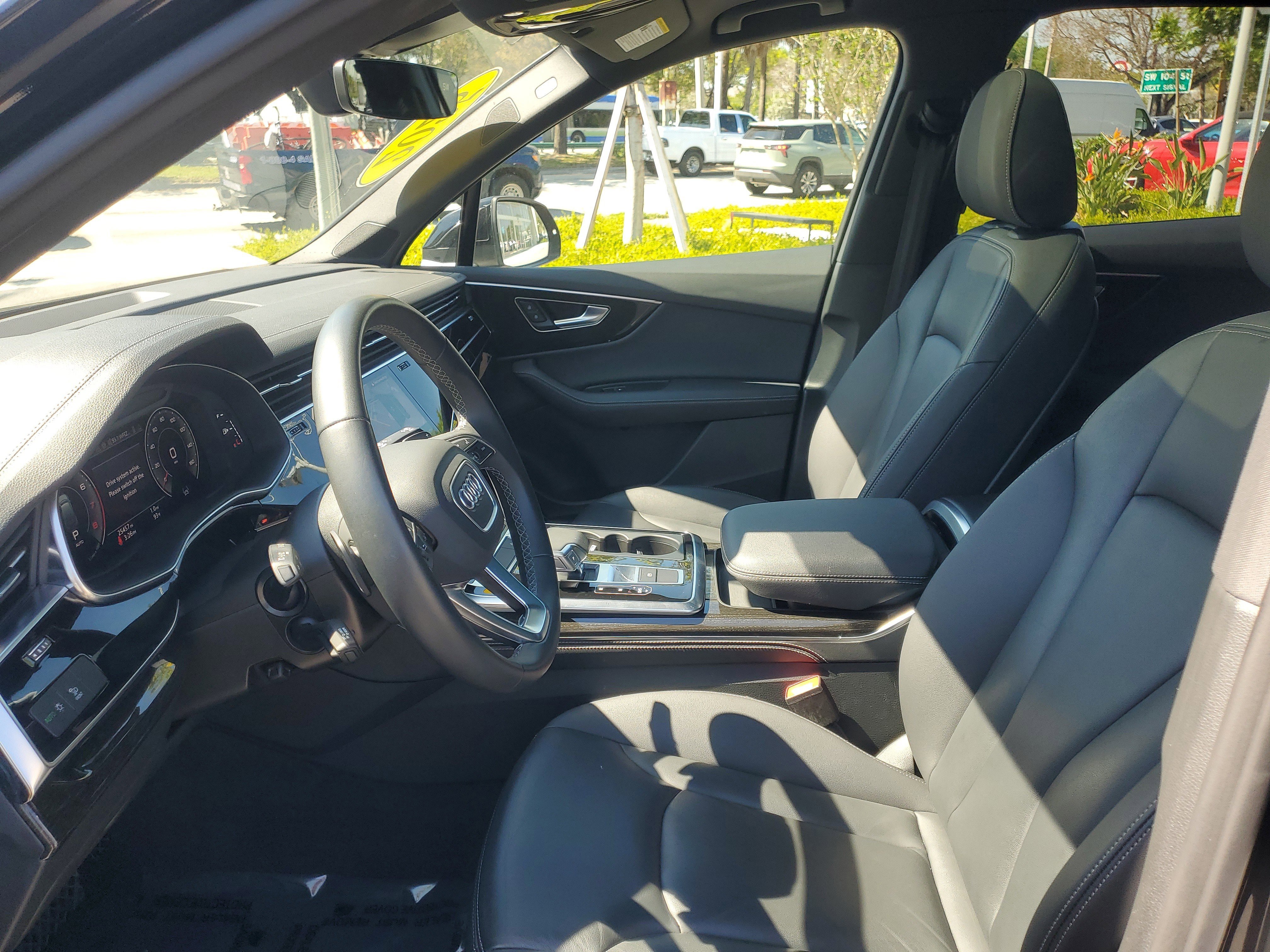 Used 2025 Audi Q7 3.0T Premium Plus AWD/4WD image 16
