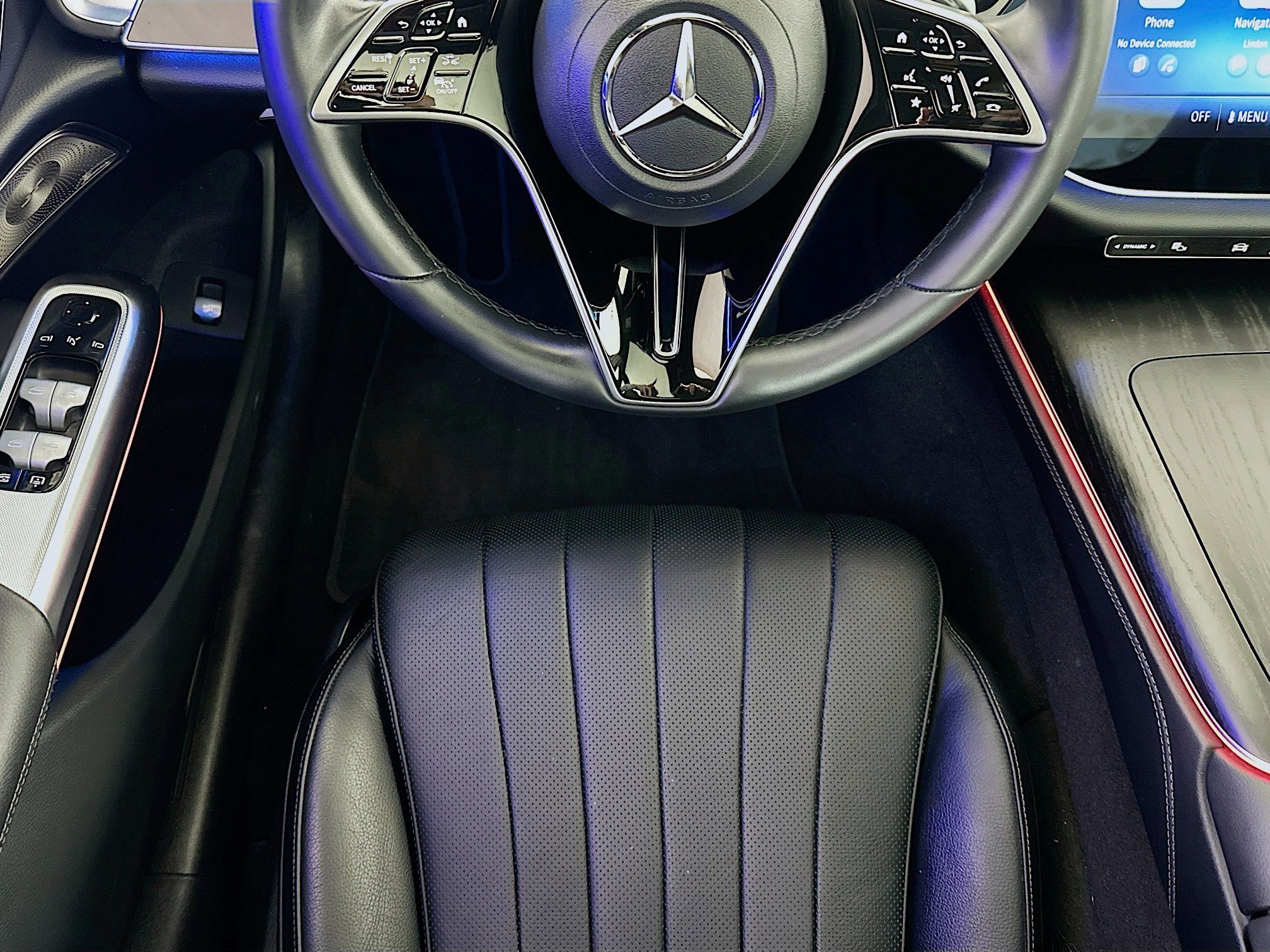 Used 2024 Mercedes-Benz E 350 4MATIC Sedan w/ Airmatic Package image 20