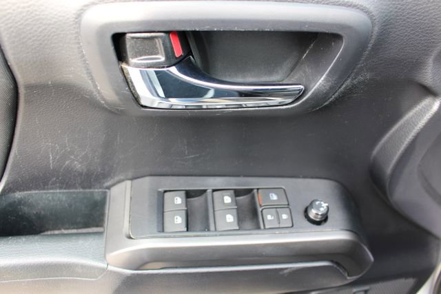 Used 2020 Toyota Tacoma TRD Sport w/ TRD Premium Sport Package image 32