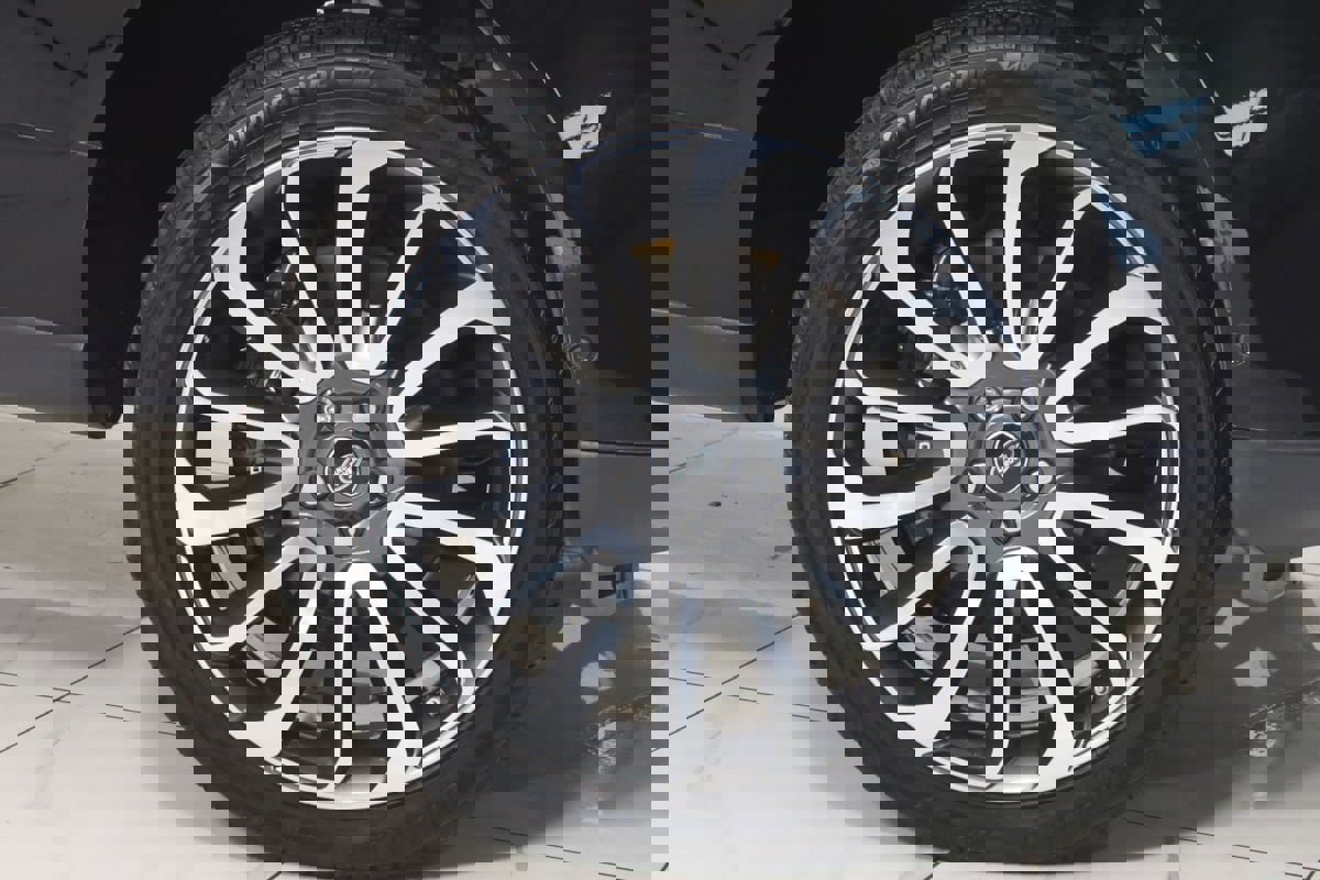 Used 2020 Land Rover Range Rover Autobiography image 15