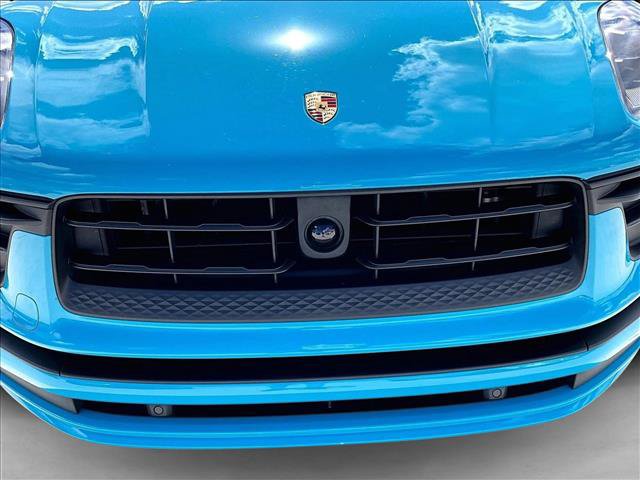 Used 2023 Porsche Macan AWD/4WD image 30