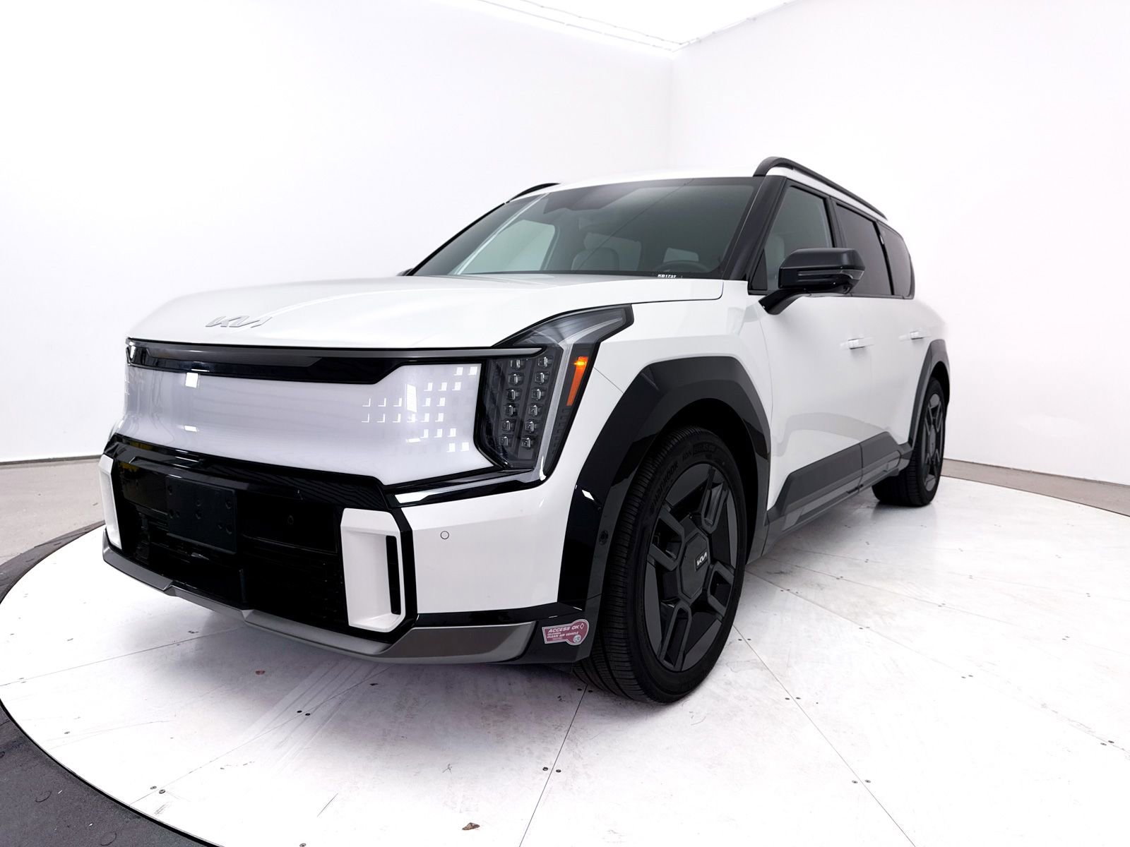 Used 2024 Kia EV9 GT-Line AWD/4WD image 16