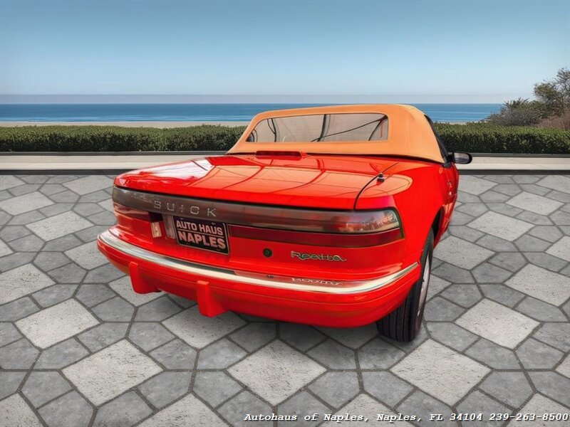 Used 1990 Buick Reatta Convertible FWD image 16