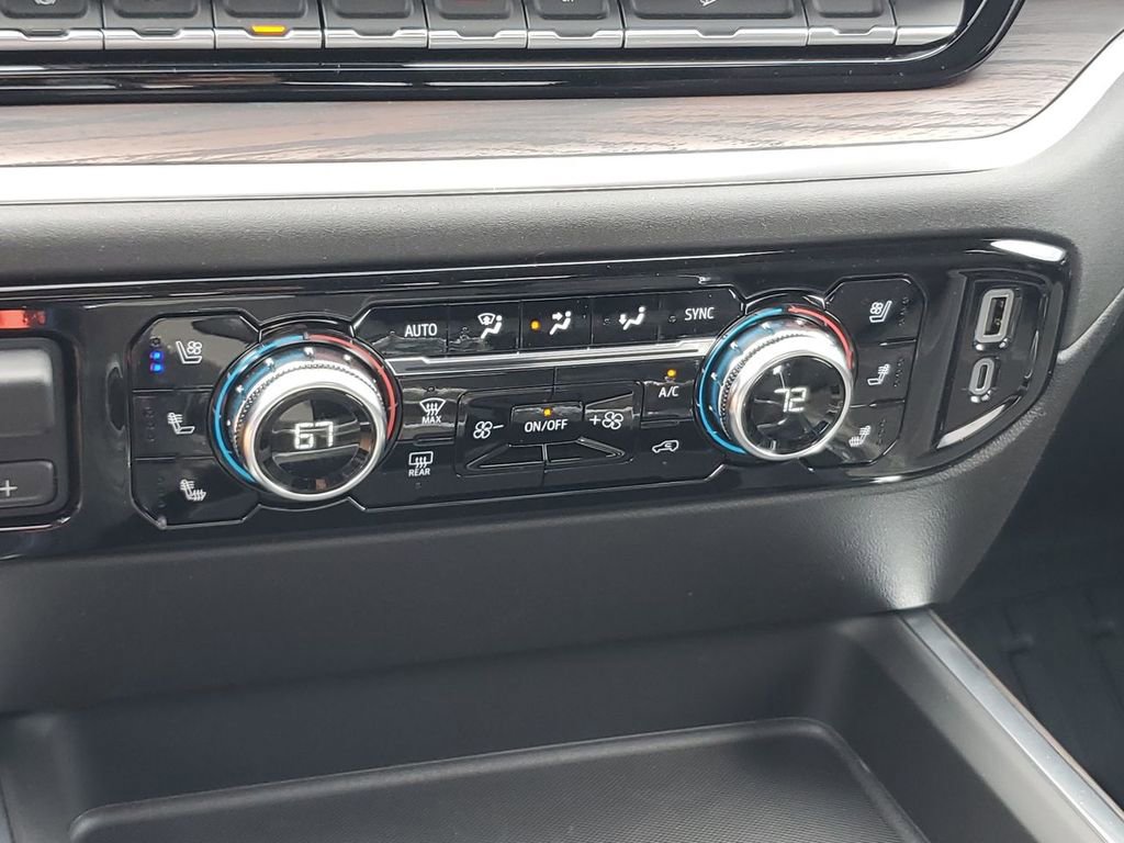 New 2025 GMC Sierra 2500 SLT w/ SLT Premium Package image 37