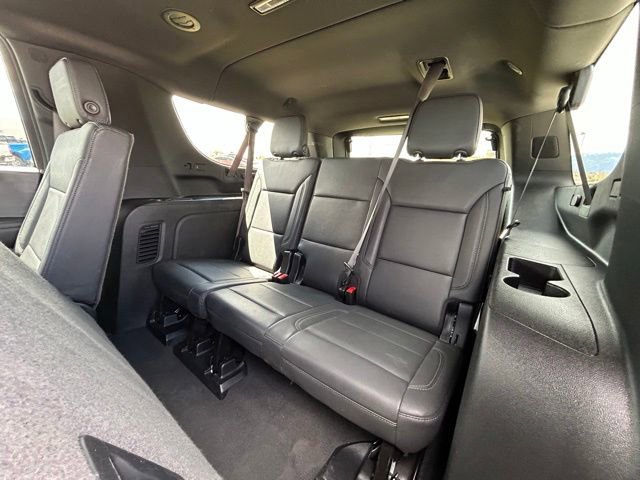 Used 2025 Chevrolet Suburban Z71 AWD/4WD image 27