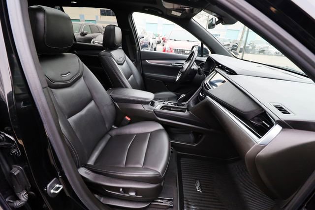 Used 2023 Cadillac XT6 Luxury image 43