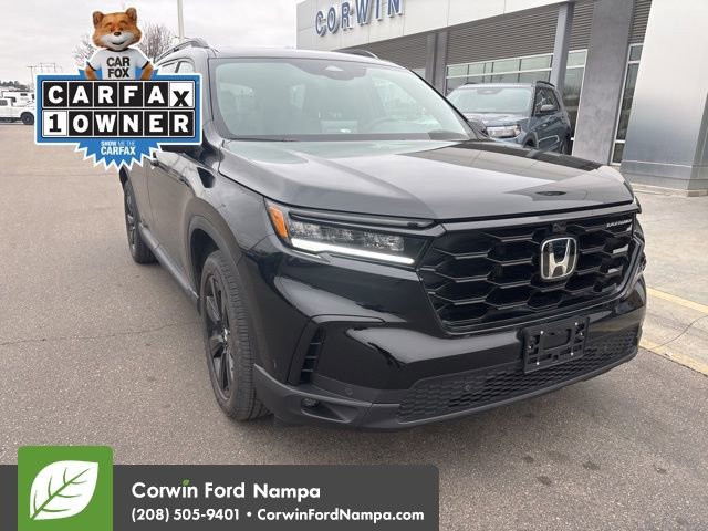 Used 2025 Honda Pilot Black Edition image 3